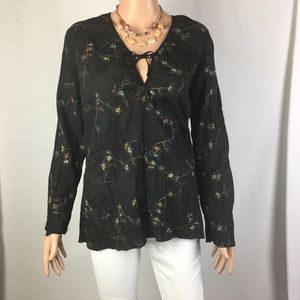 CoCo Embroidered Floral Top